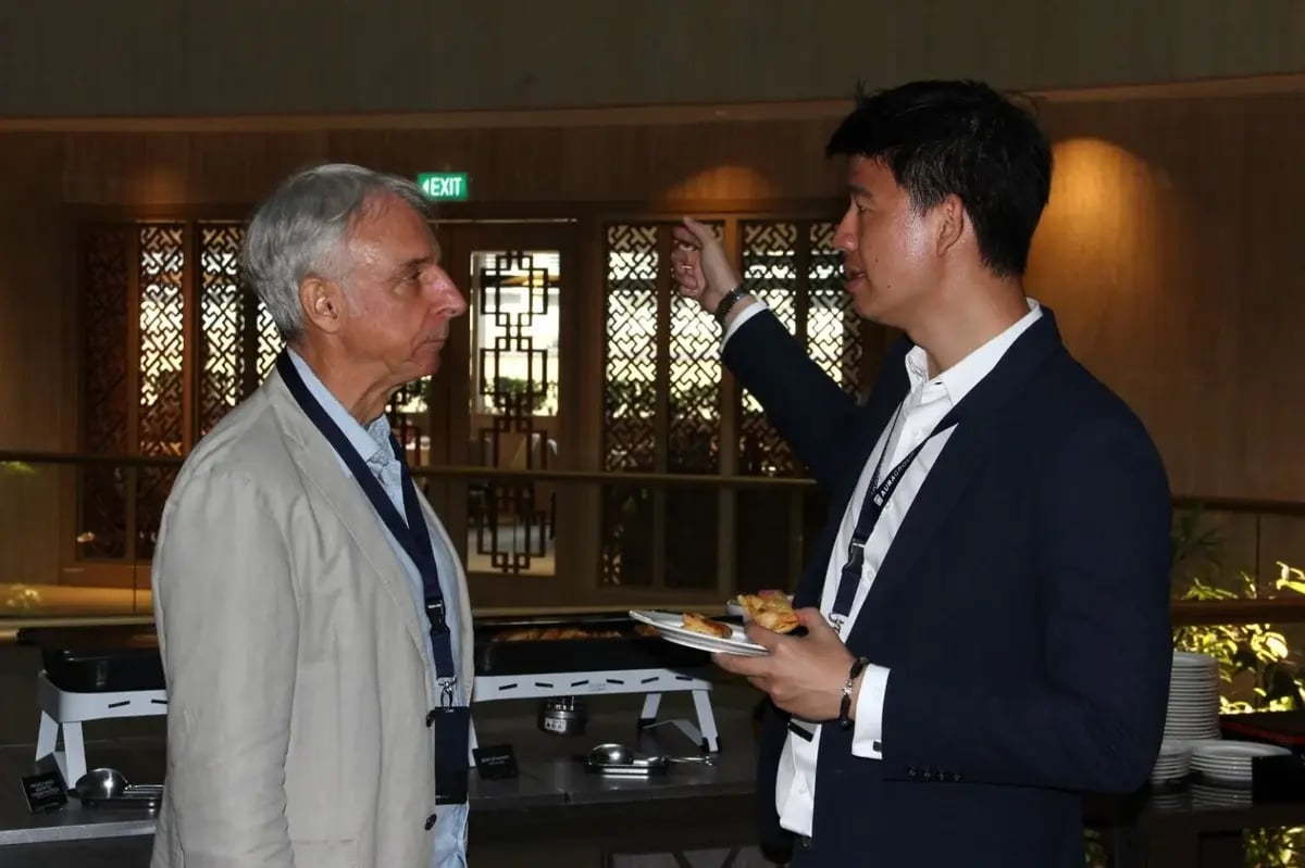 a4377a32-e0c4-40db-8056-77125f53731c