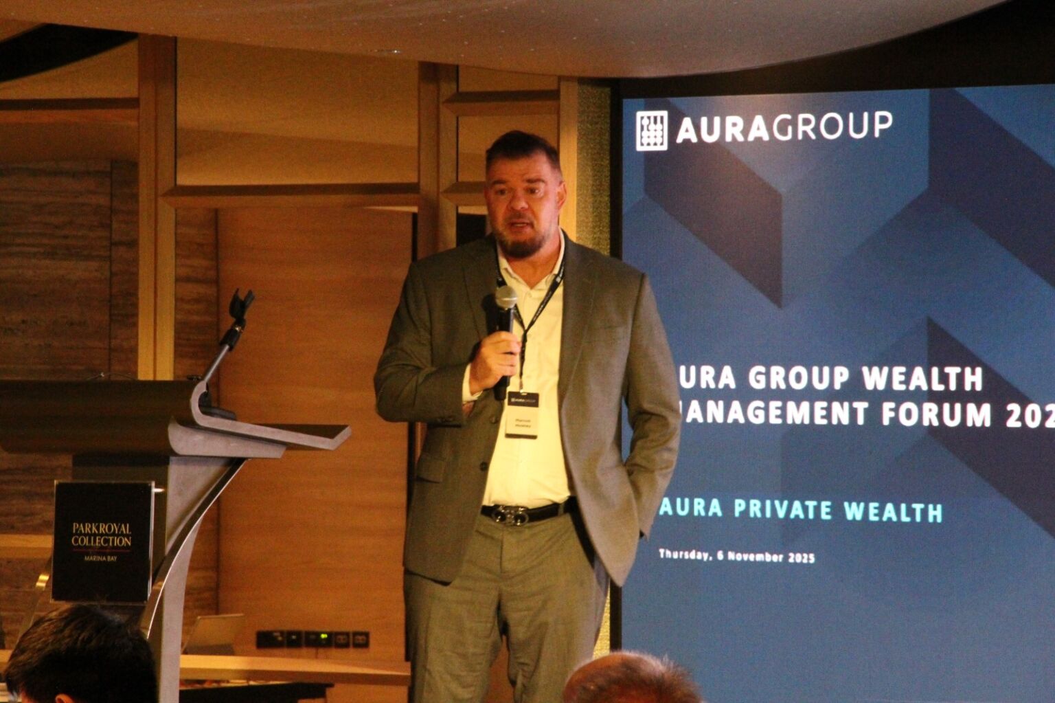 39dfee2b-c1a9-4731-9155-b21018c50978