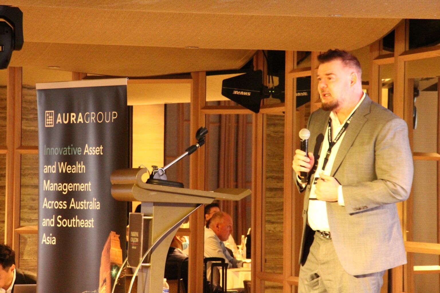 b044c832-740c-44c2-97c4-4295b15e9198