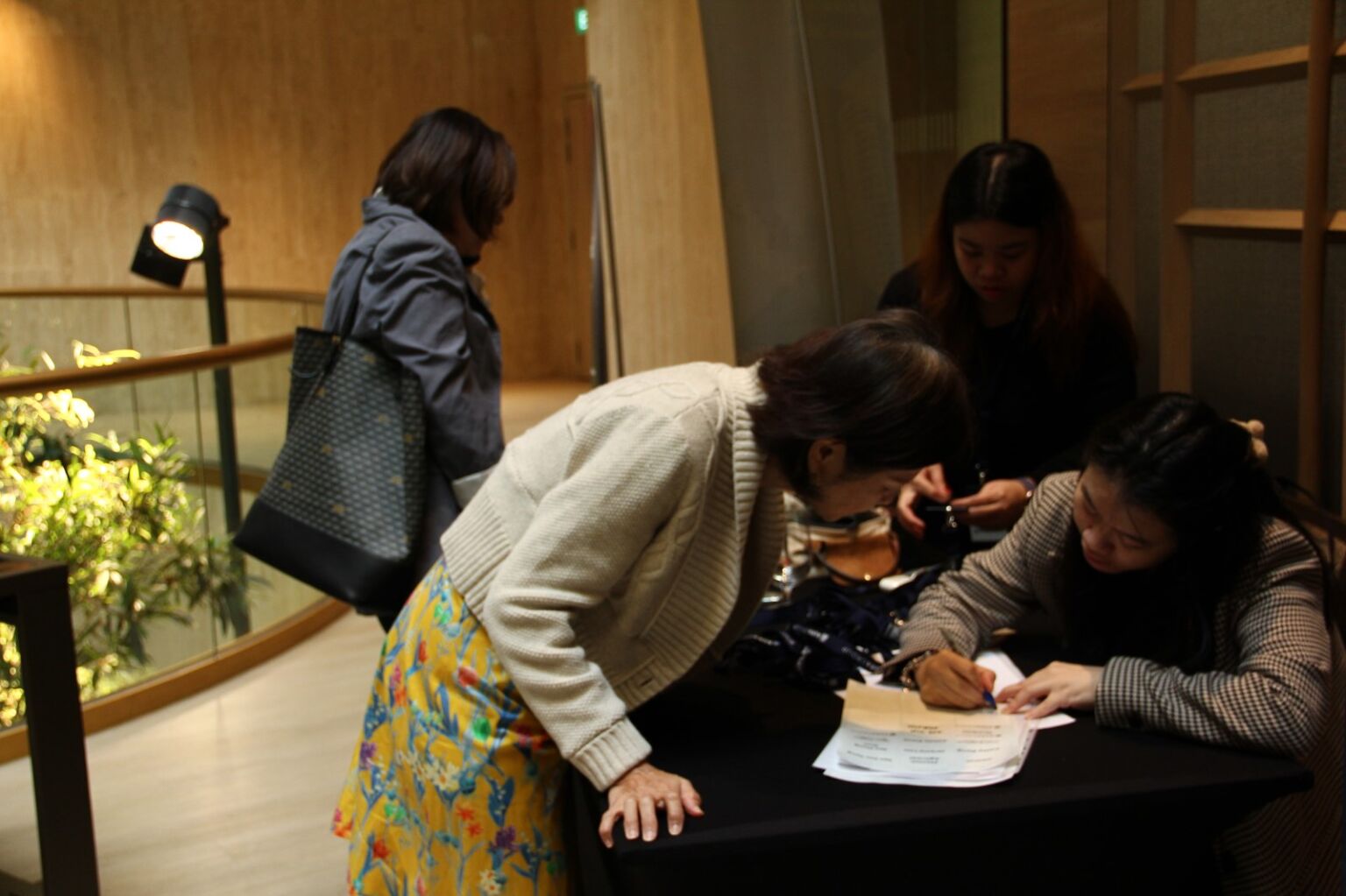 b092b93b-edcf-47d9-bf90-ffeb57fc965c