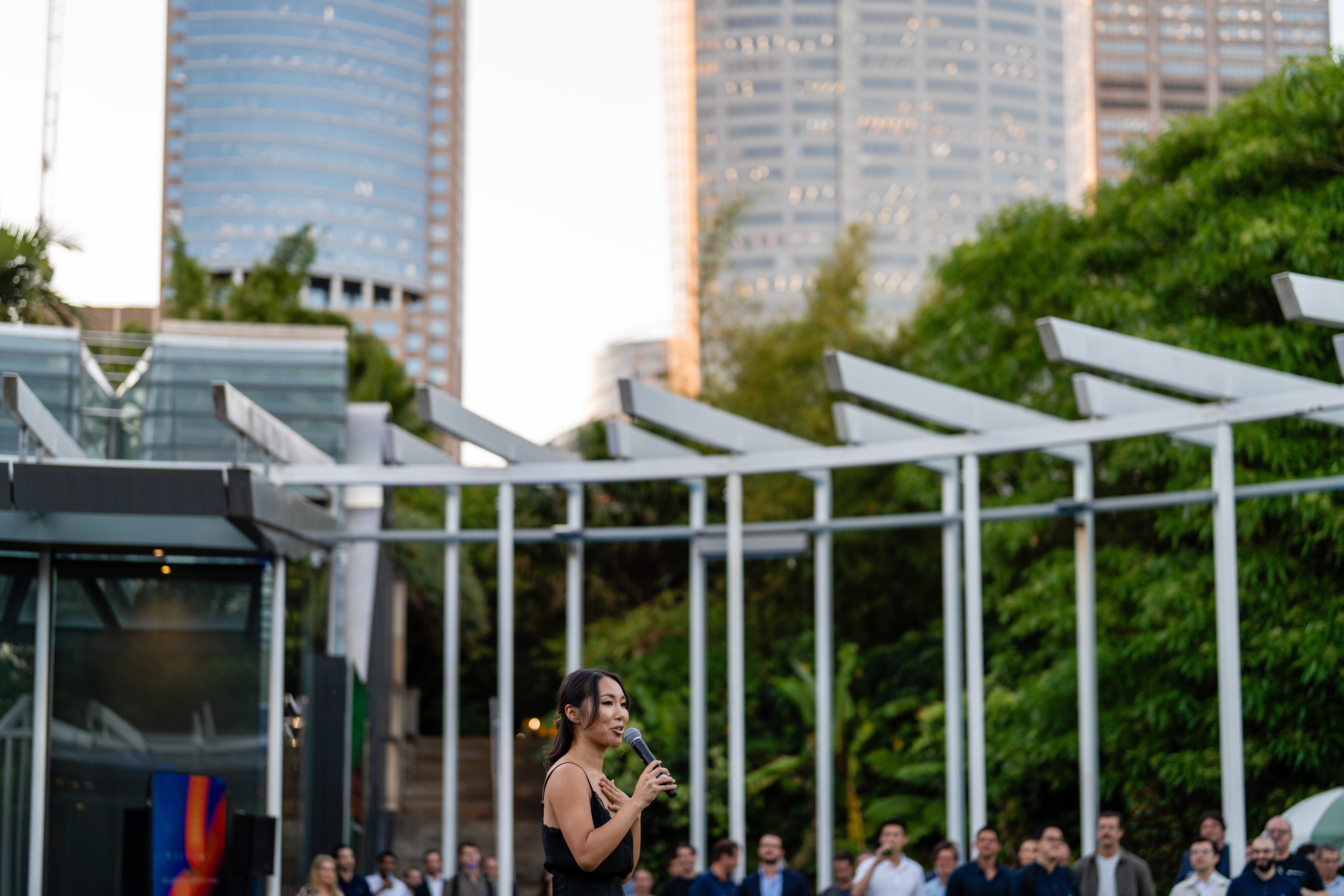 20251111Aura.co_sgrphoto0036