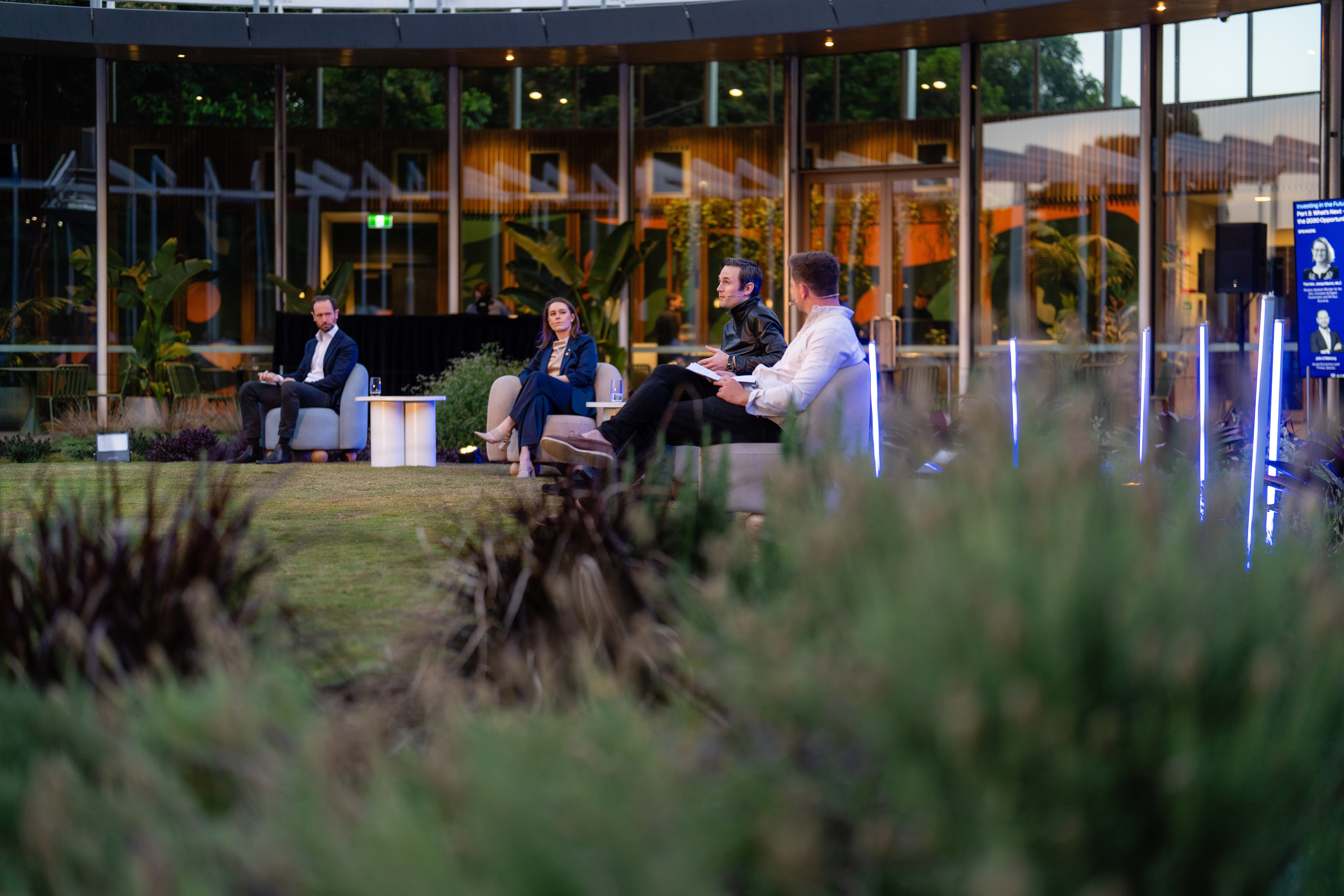 20251111Aura.co_sgrphoto0047