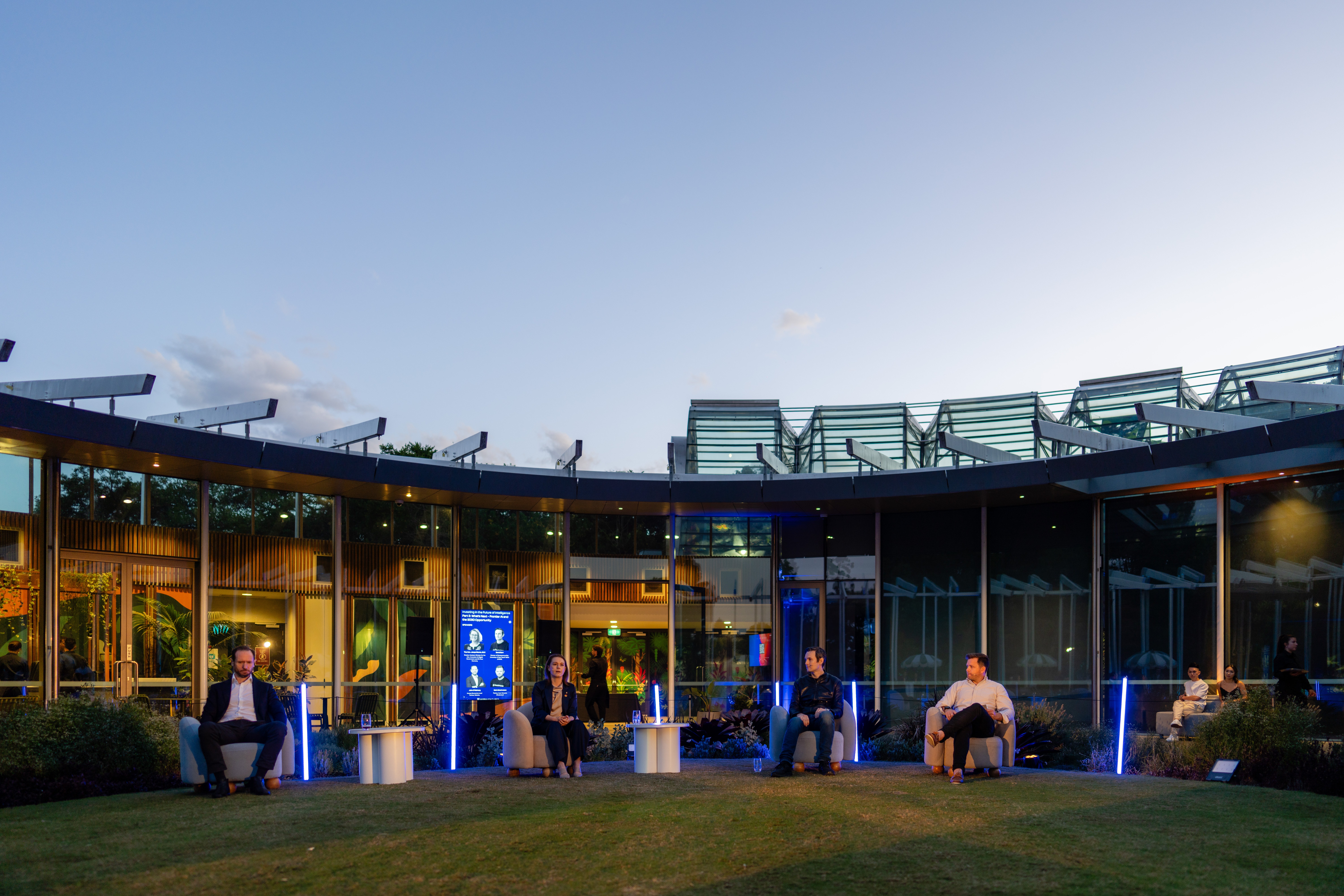 20251111Aura.co_sgrphoto0051