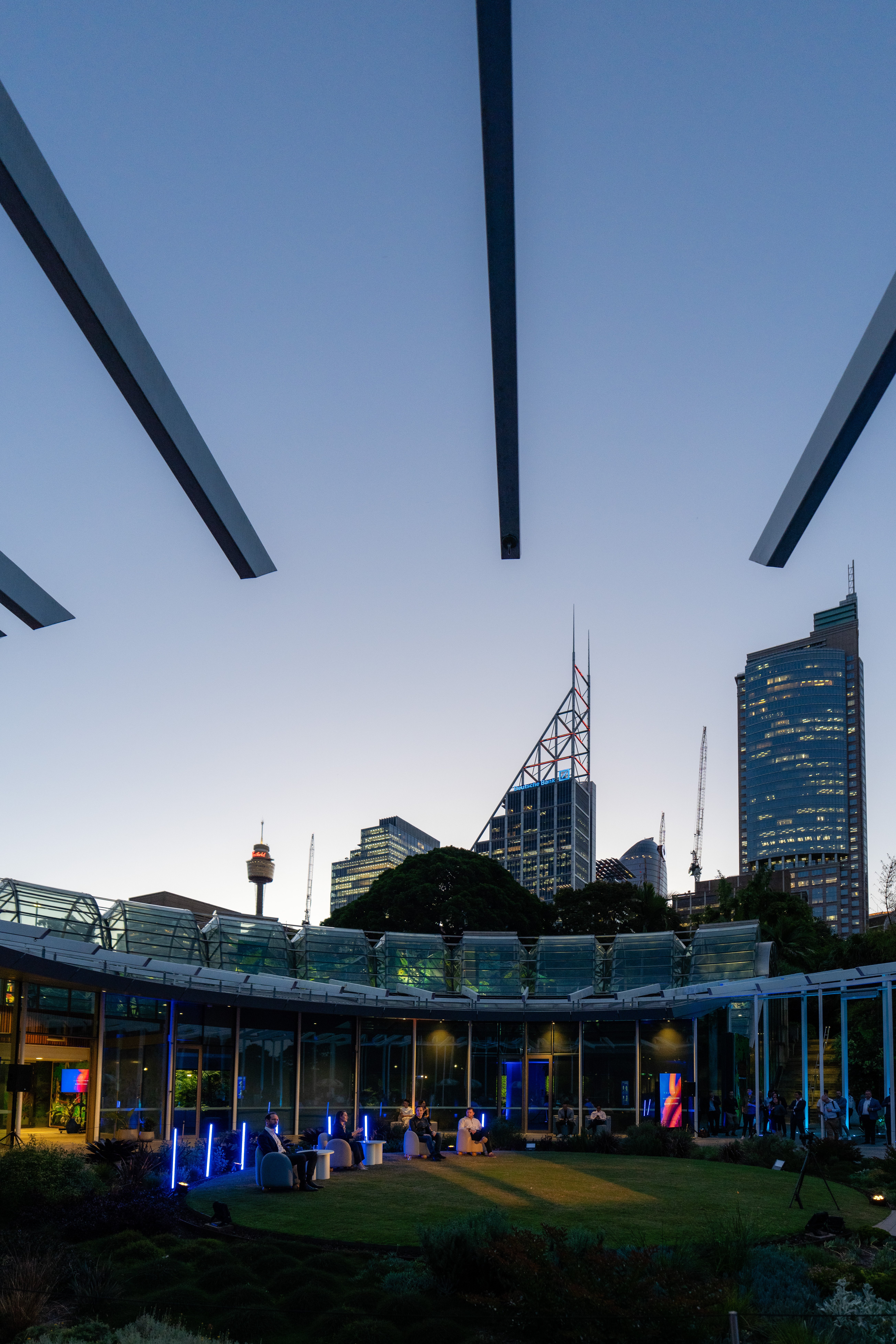 20251111Aura.co_sgrphoto0055